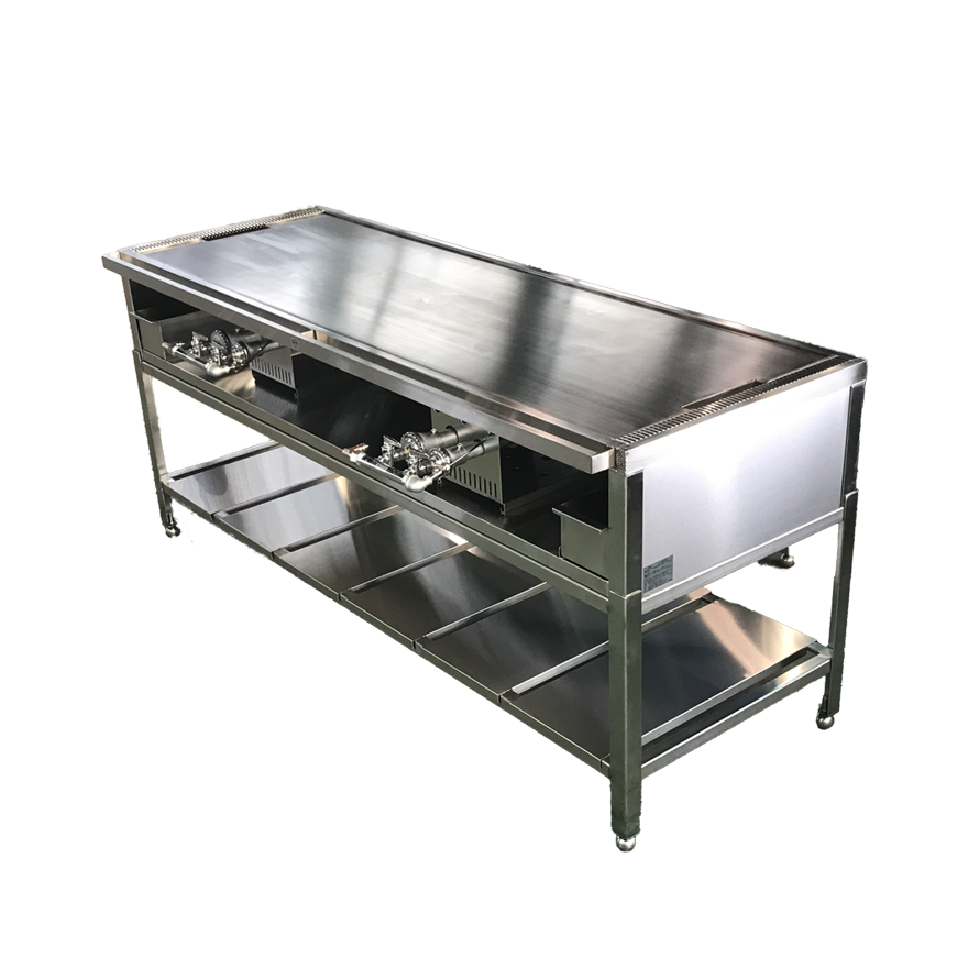 鉄板焼きカウンターの斜め横画像