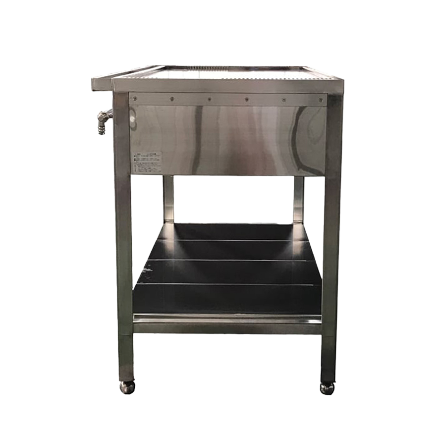 鉄板焼きカウンターの側面画像