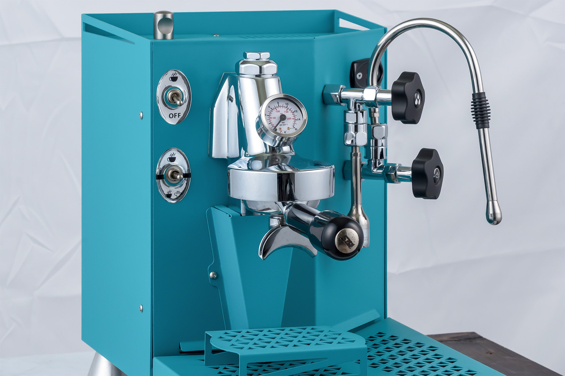 小型でも業務用に迫るダブルボイラー構成