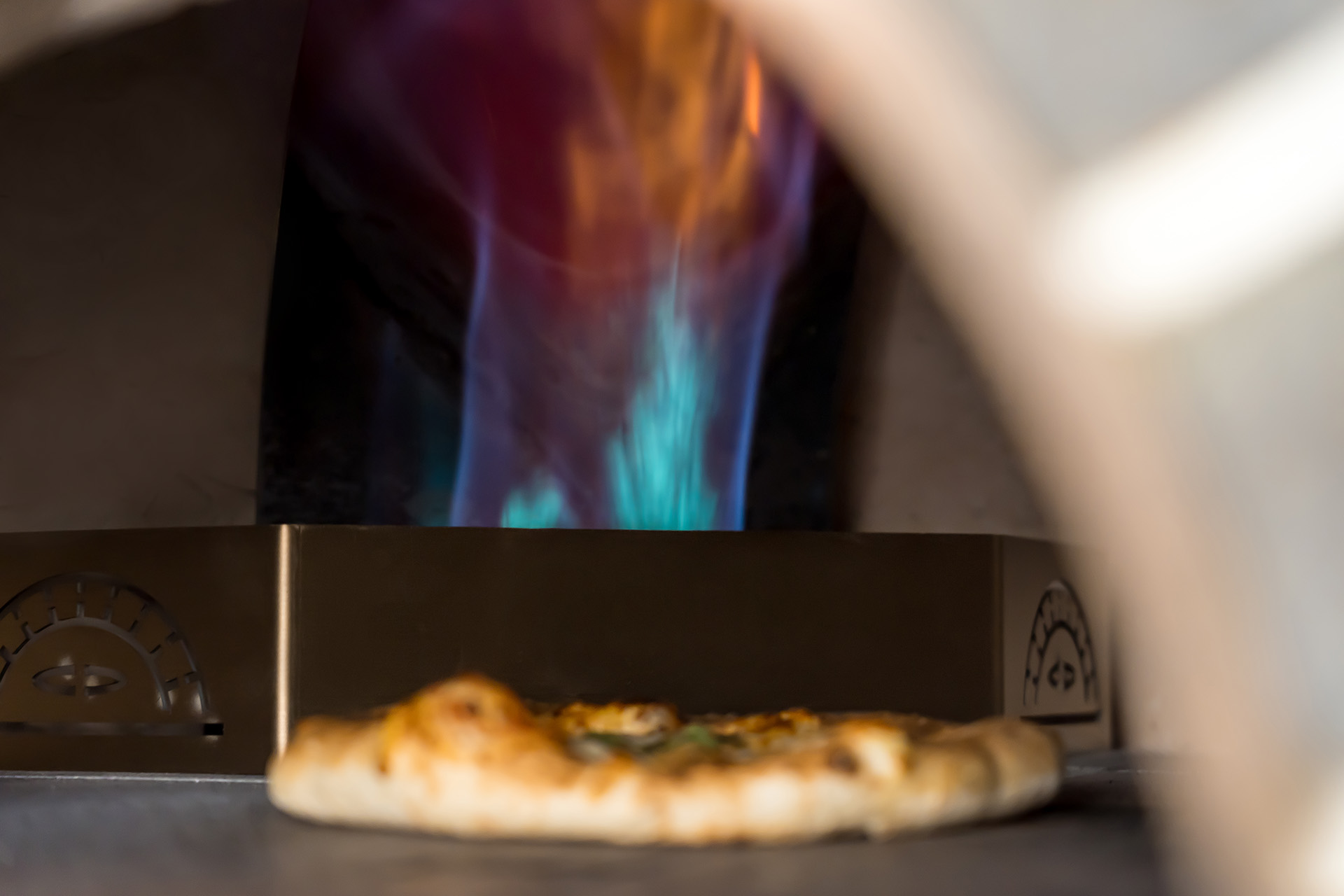  エレガンザ窯内