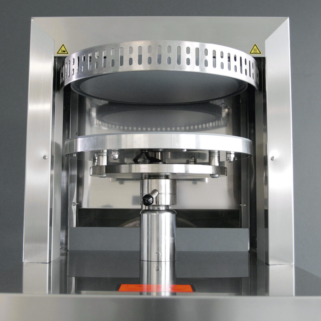 イタリア製の堅牢性と優れたメンテナンス性